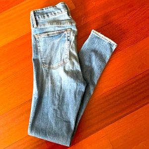 Good American Good Waist Jeans